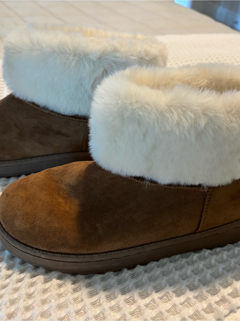 Sonoma Brown Suede Cozy Faux-Fur Cuff Slippers